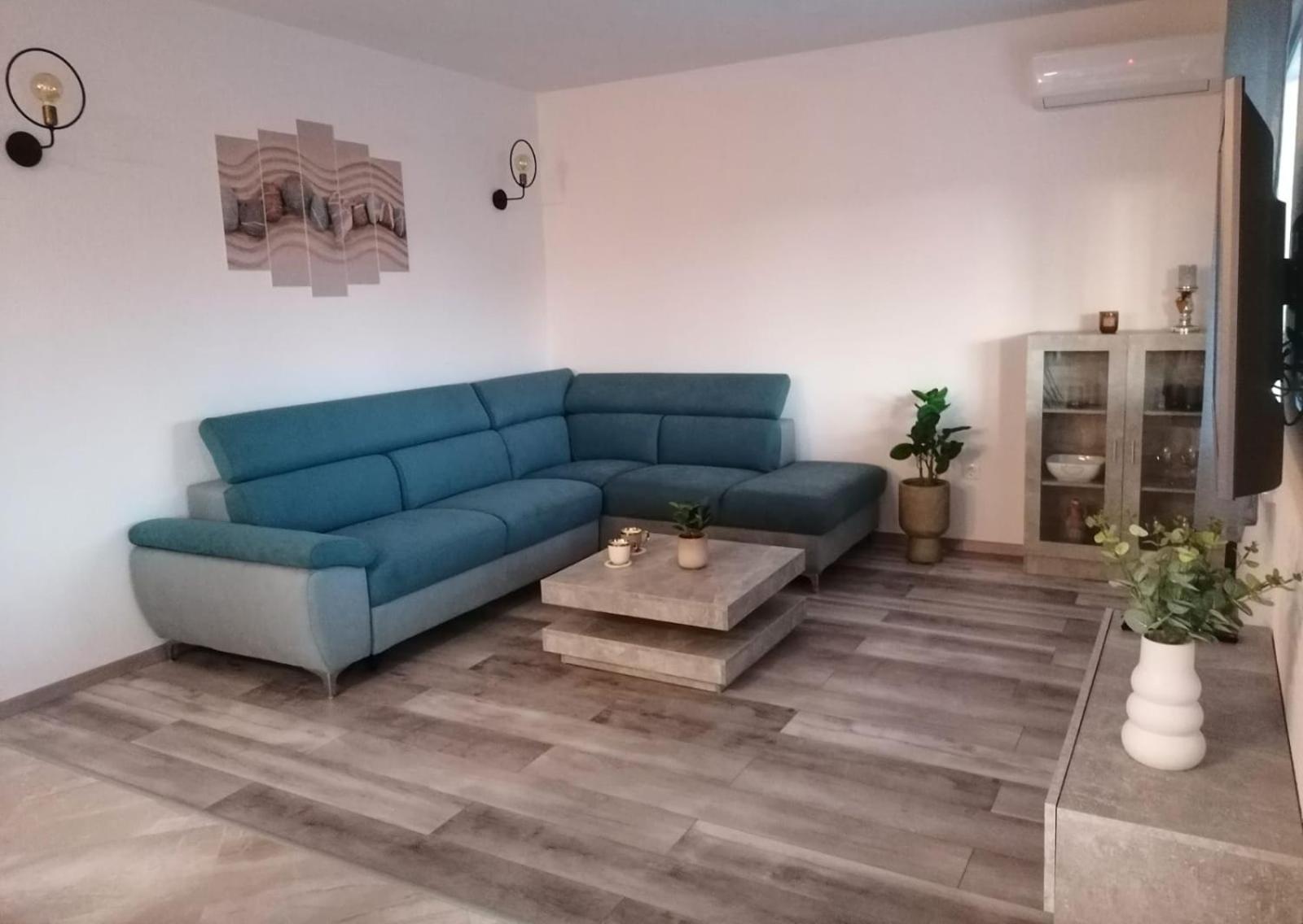 New, modern, luxury apartment Ivan with jacuzzi Drinovci Buitenkant foto